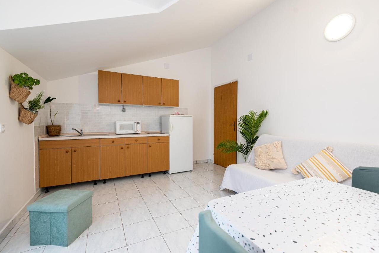 Magnolia Apartmani Vodice Exterior foto